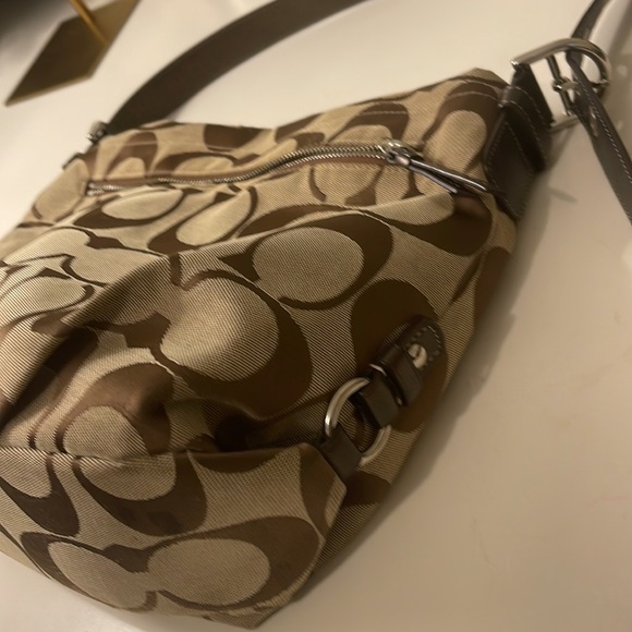 Coach signature medium boho bag - Picture 2 of 8